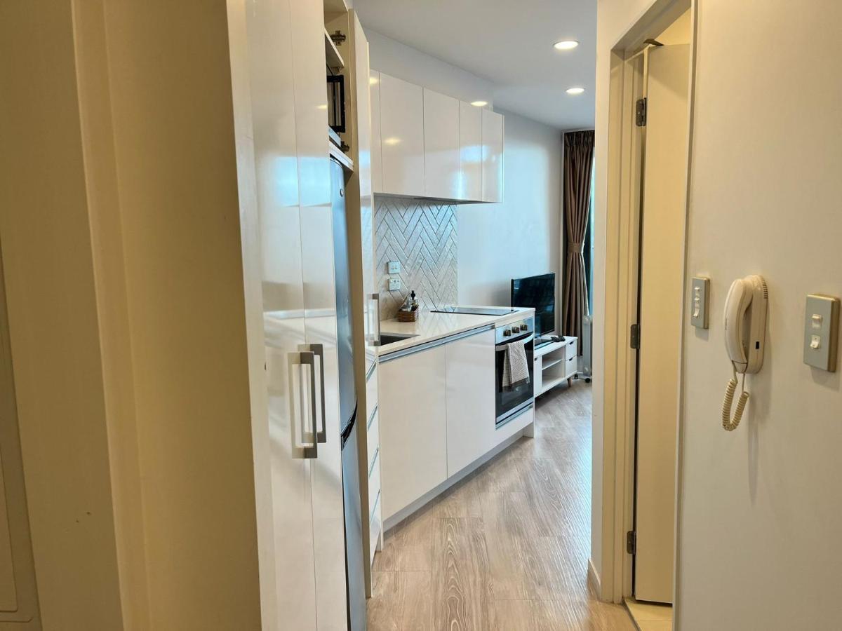 Free Wifi!! Spacious 1-Bedroom Apt, Auckland Cbd Екстер'єр фото